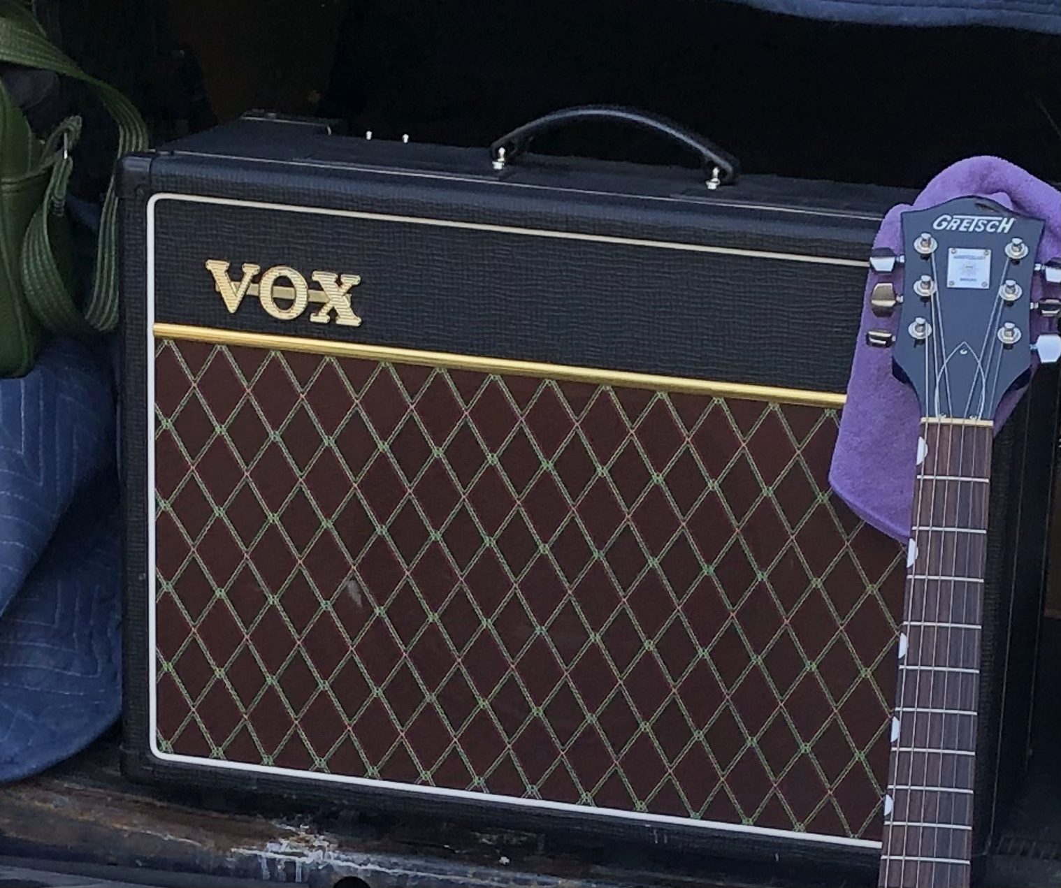 When the panic of I need cash now hits on tour, pawnshops are a brutal reality. Discover the heartbreaking truths, fast cash pros, and gear survival secrets.